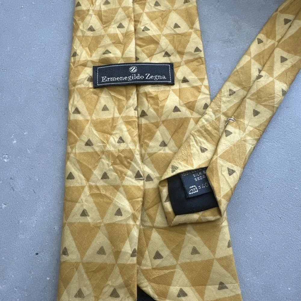 Ermengildo Zegna Silk Necktie - Yellow Triangles Geometric Pattern Tie